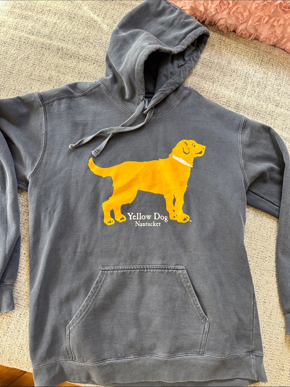 Yellow Dog Nantucket Sweatshirt size medium NWOT